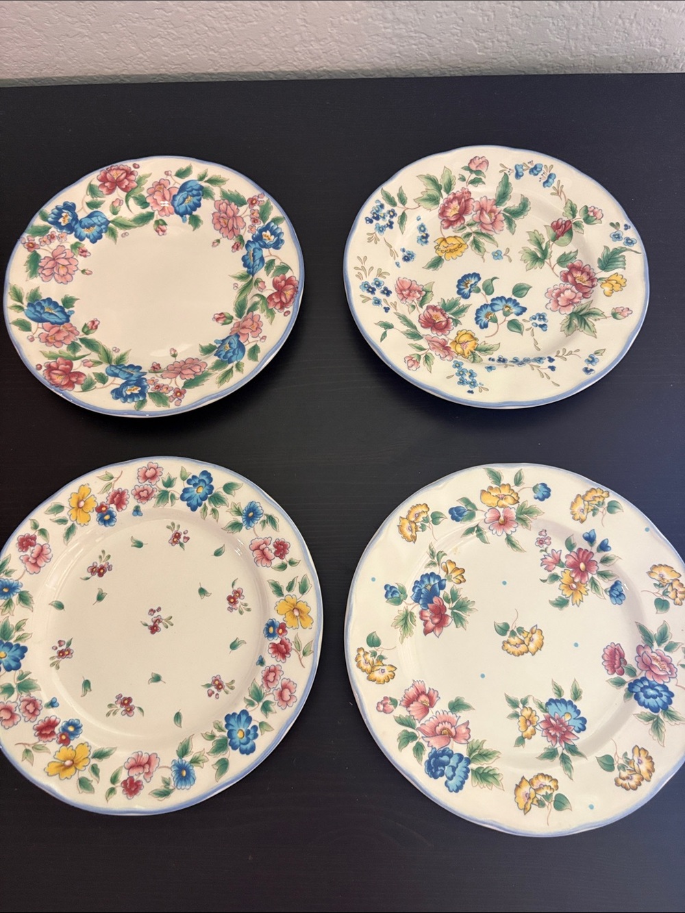 Hazelbury Laura Ashley VTG Bread Butter Plates 4